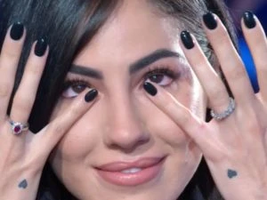 Domenica In, Giulia De Lellis in lacrime: "Pensavo di parlare di corna, invece..."