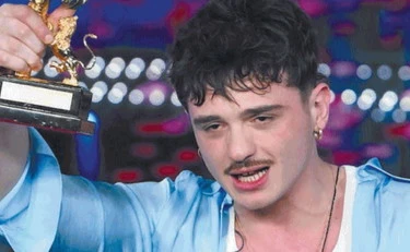 Sanremo 2025? Che sorpresa: chi guida la classifica ora