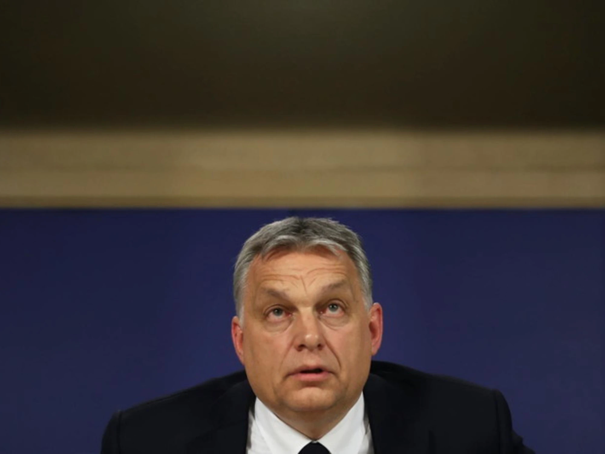 Viktor Orban, bomba sul voto in Ungheria: "Complotto dei servizi stranieri per farmi fuori"