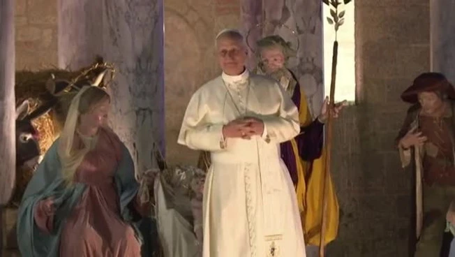 Papa Leone visita il presepe in Piazza San Pietro e saluta i fedeli