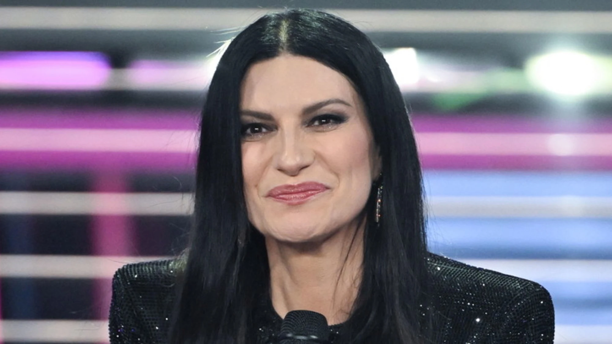 Sanremo 2026, la co-conduzione di Laura Pausini vi convince?