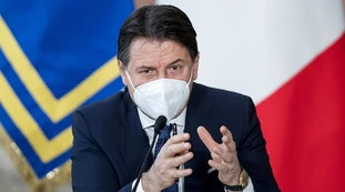 Giuseppe Conte, il retroscena sui "responsabili" in Senato: "Pronti ad entrare in azione, cosa chiedono"