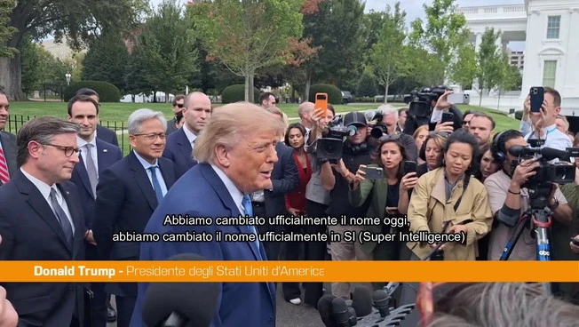 IA, Trump “Abbiamo cambiato ufficialmente il nome in Super Intelligence”