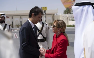 Giorgia Meloni, conclusa la missione nel Golfo. Plauso del Qatar: "Grati all'Italia"