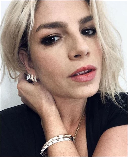 Emma Marrone e la malattia, il ritorno a sorpresa sui social: il commovente messaggio di Alessandra Amoroso