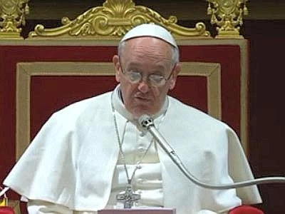 Il Papa visita la clinica Pio XI. Il direttore: "E' stato come incontrare un vero padre"