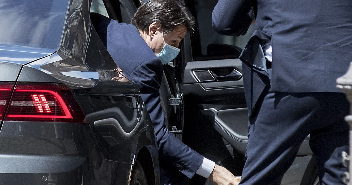 Alessandro Sallusti, fonti privilegiate su premier Conte: "Il decreto Rilancio può essere l'ultimo atto della sua sciagurata era"