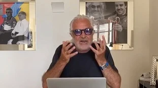 Flavio Briatore risponde a Libero: "Ma quale rovina?". La verità sulla pizzeria e le cifre del suo impero