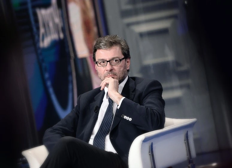 Giancarlo Giorgetti: "I sondaggi rischiano di far cadere il governo"