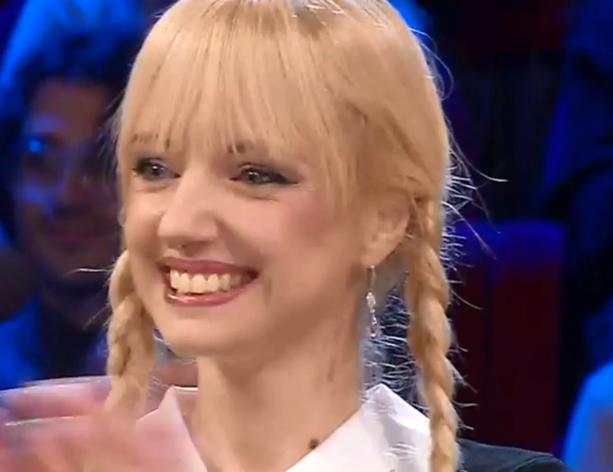 Affari Tuoi, "incrociare quegli occhi": valanga di commenti su Consuelo