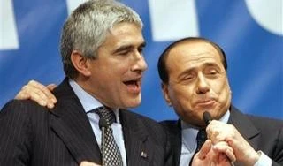 Casini: "Io e il Cav?Coppia ridicola"