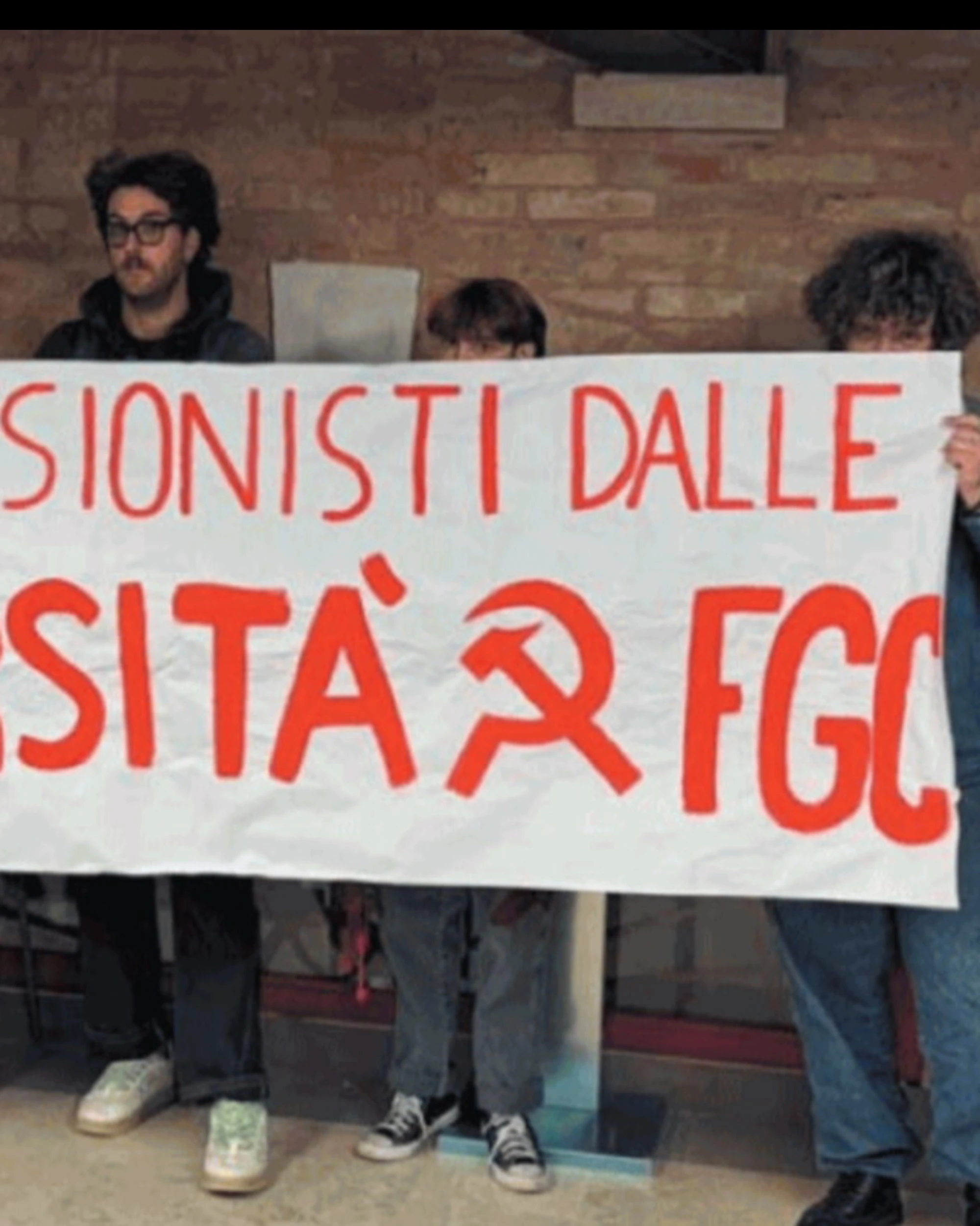 Repubblica e le capriole sul bavaglio a Fiano: un Michele Serra sconcertante