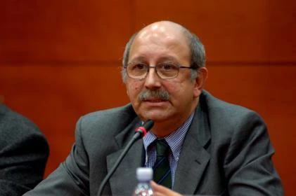 L&apos;analfabeta della sera. Commenta l&apos;intervista di Belpietro: o non l&apos;ha letta o non sa leggere