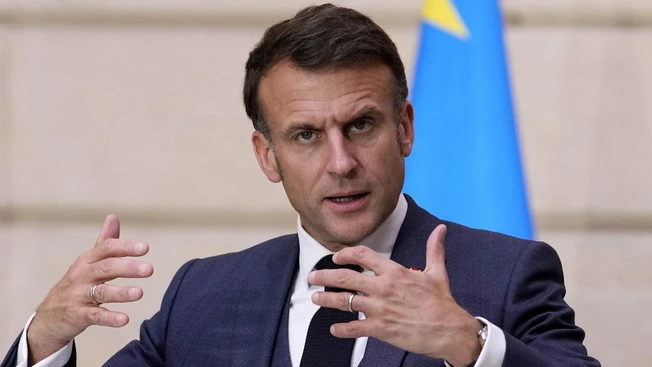 Macron: "Truppe occidentali a Kiev". Ma Salvini frena: "Mai un italiano morto per lui"