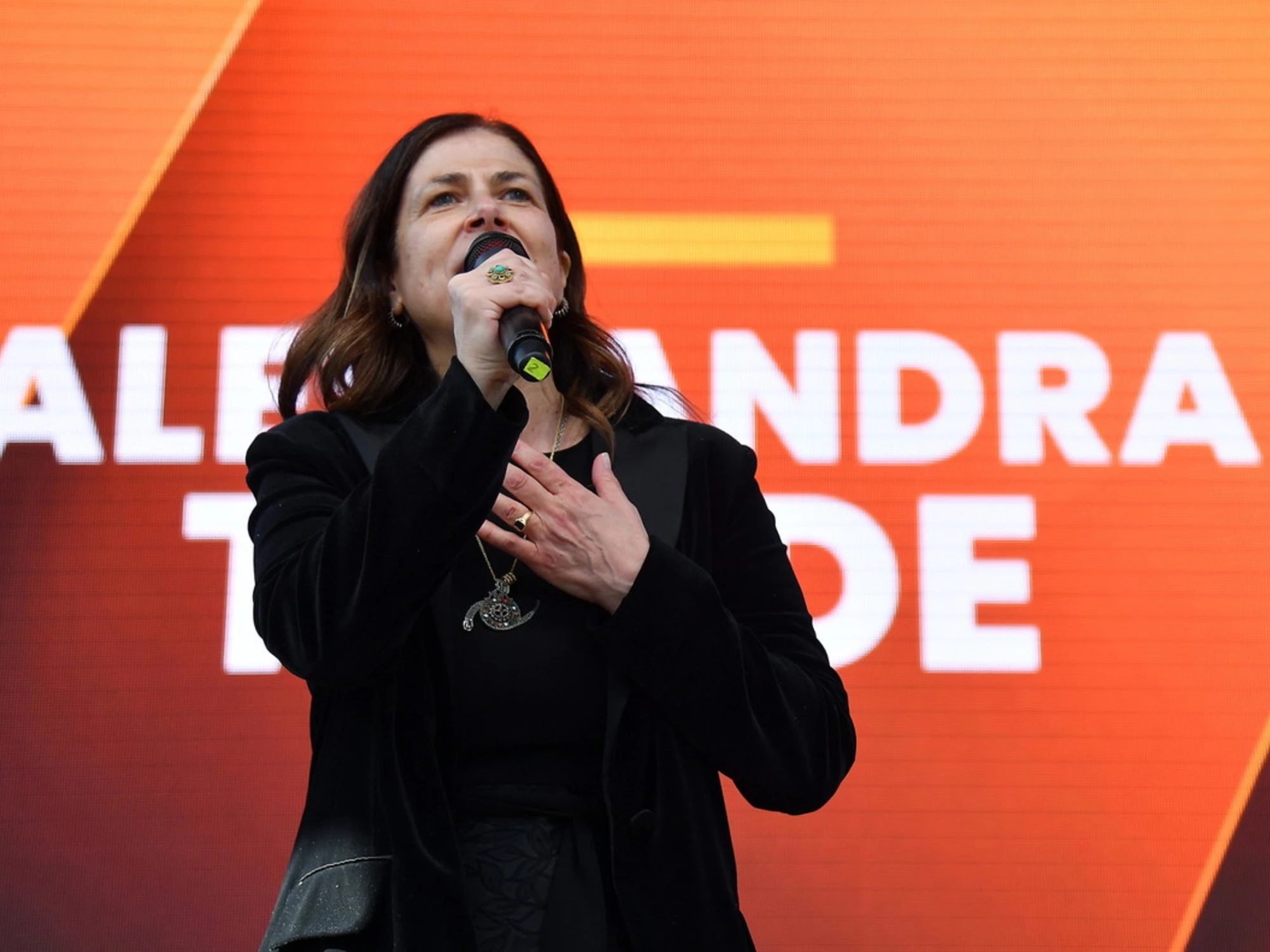 Alessandra Todde, la picconata: "Il M5s vede il sondaggio ed esulta"