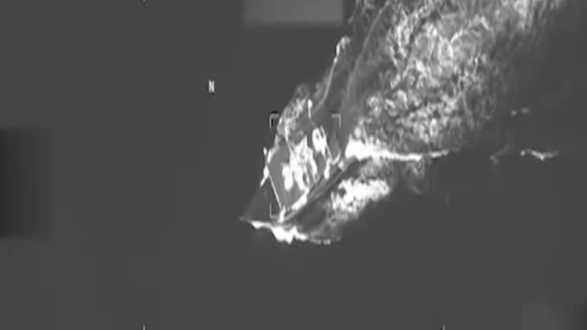 Usa, esercito colpisce sospetta barca di trafficanti di droga nei Caraibi: il video dell'attacco