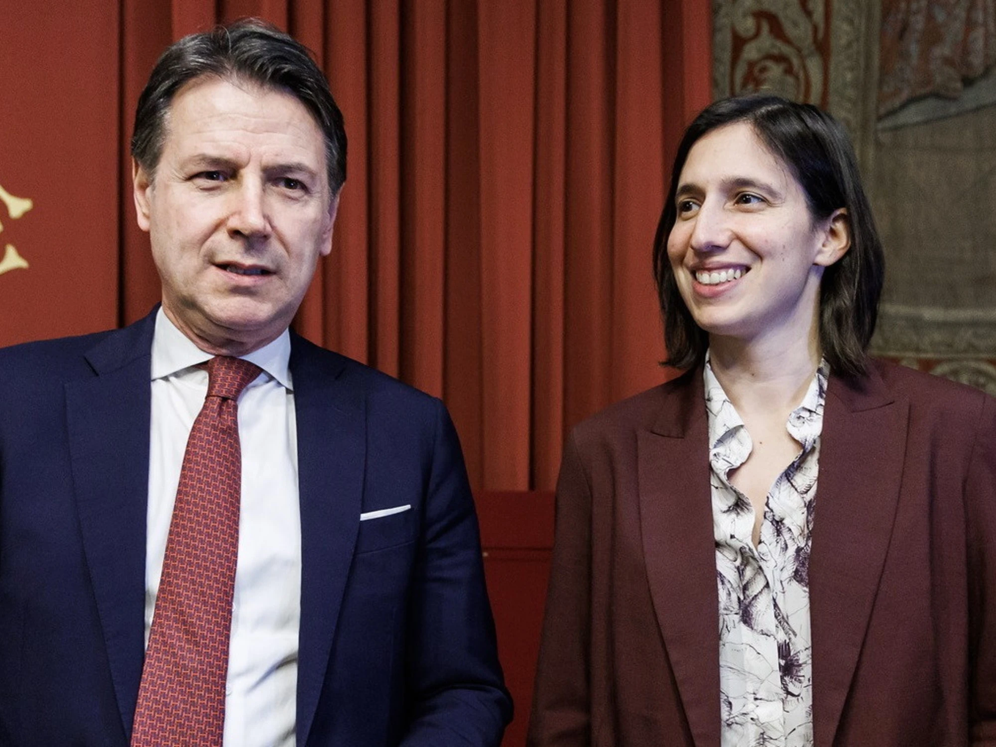 Quei pifferai dell'Italia fuori dall'Occidente