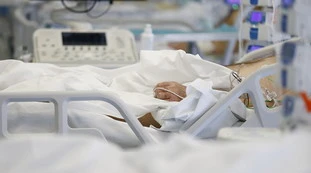 Coronavirus, muore bimba di dieci anni a Genova: un drammatico calvario, la più straziante delle storie