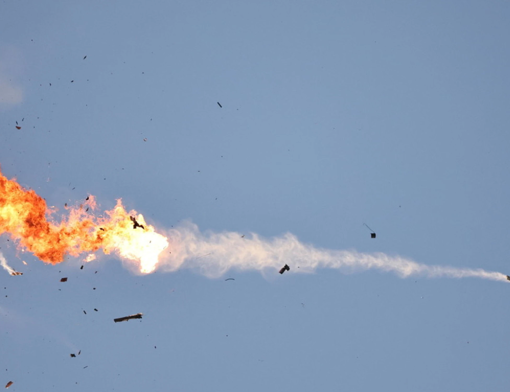 "Sei missili russi su Cagliari": Joint Stars terrorizza l'Italia