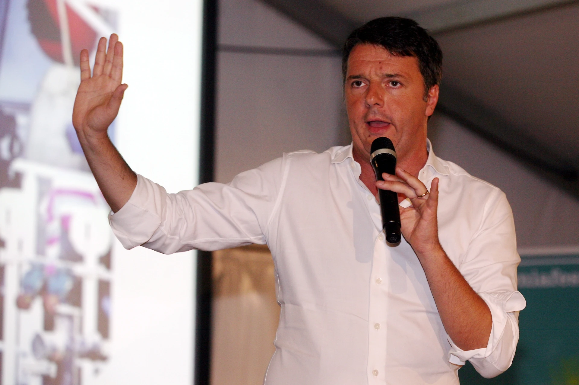 Matteo Renzi, il piano kamikaze per riprendersi il Pd: fonda un movimento personale