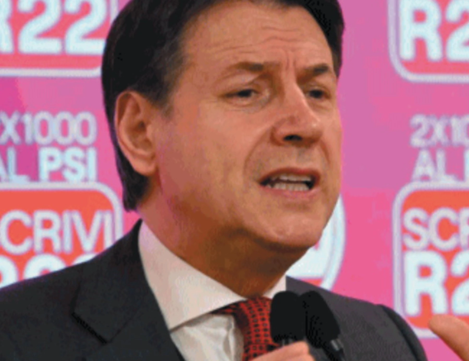 Mascherine, un testimone inguaia Giuseppe Conte