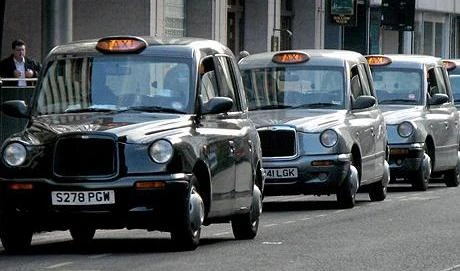 I taxi di Londrasimbolo britishdiventeranno"made in Puglia"