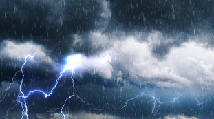 Meteo, "qualcosa di estremo": weekend rovinato, dove si resta in casa