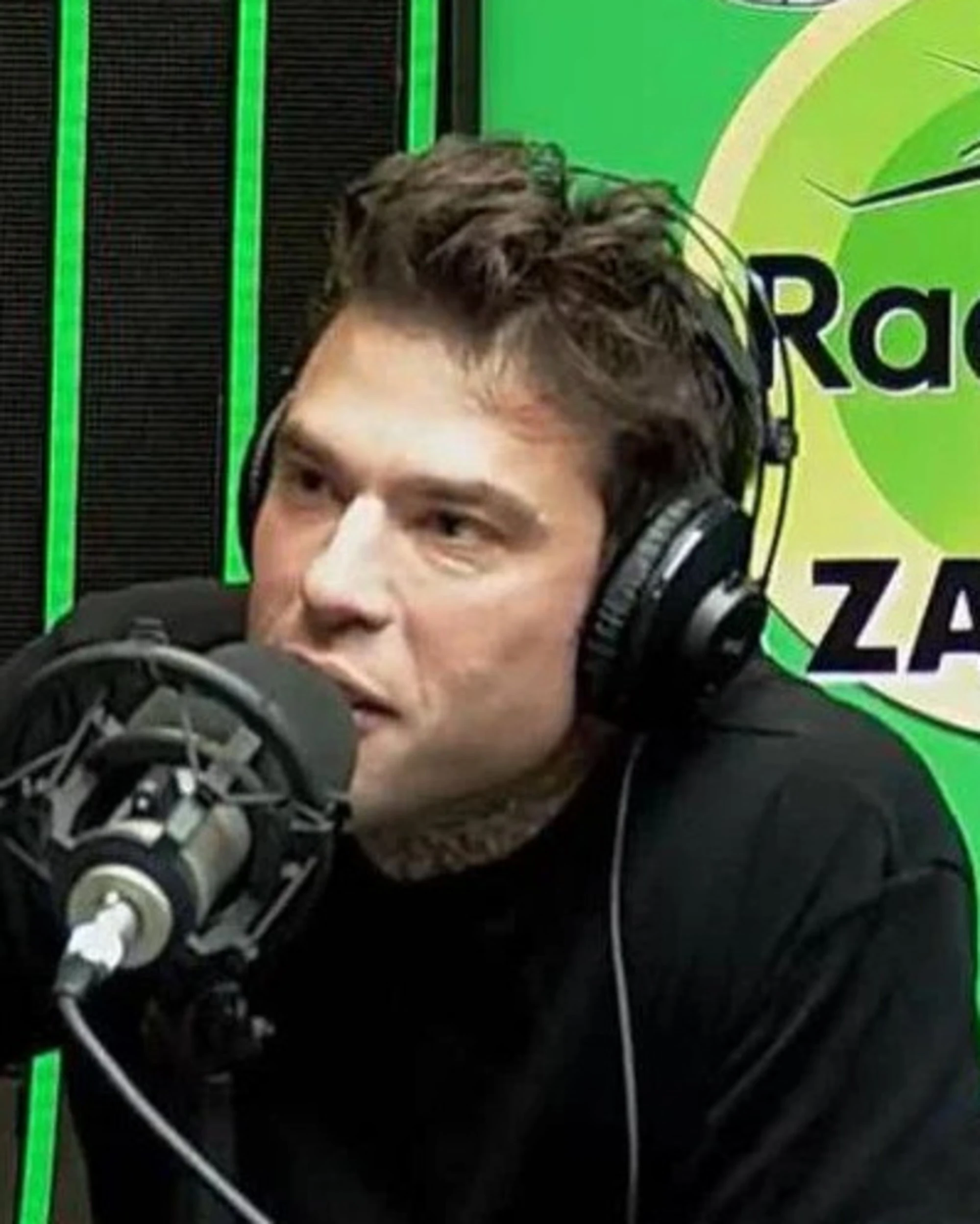 Fedez, altra bordata contro Jannik Sinner: "Paga meno tasse"