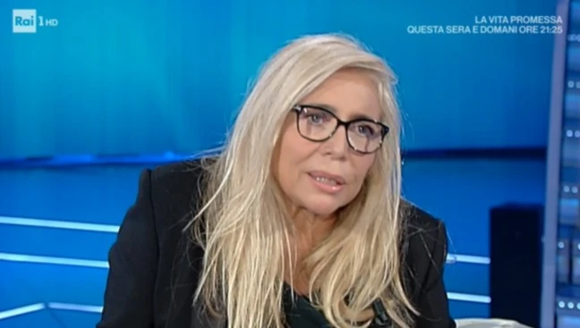 Domenica In, Mara Venier estrema contro Barbara D'Urso: "Sai cosa me ne frega?", lite fuori controllo