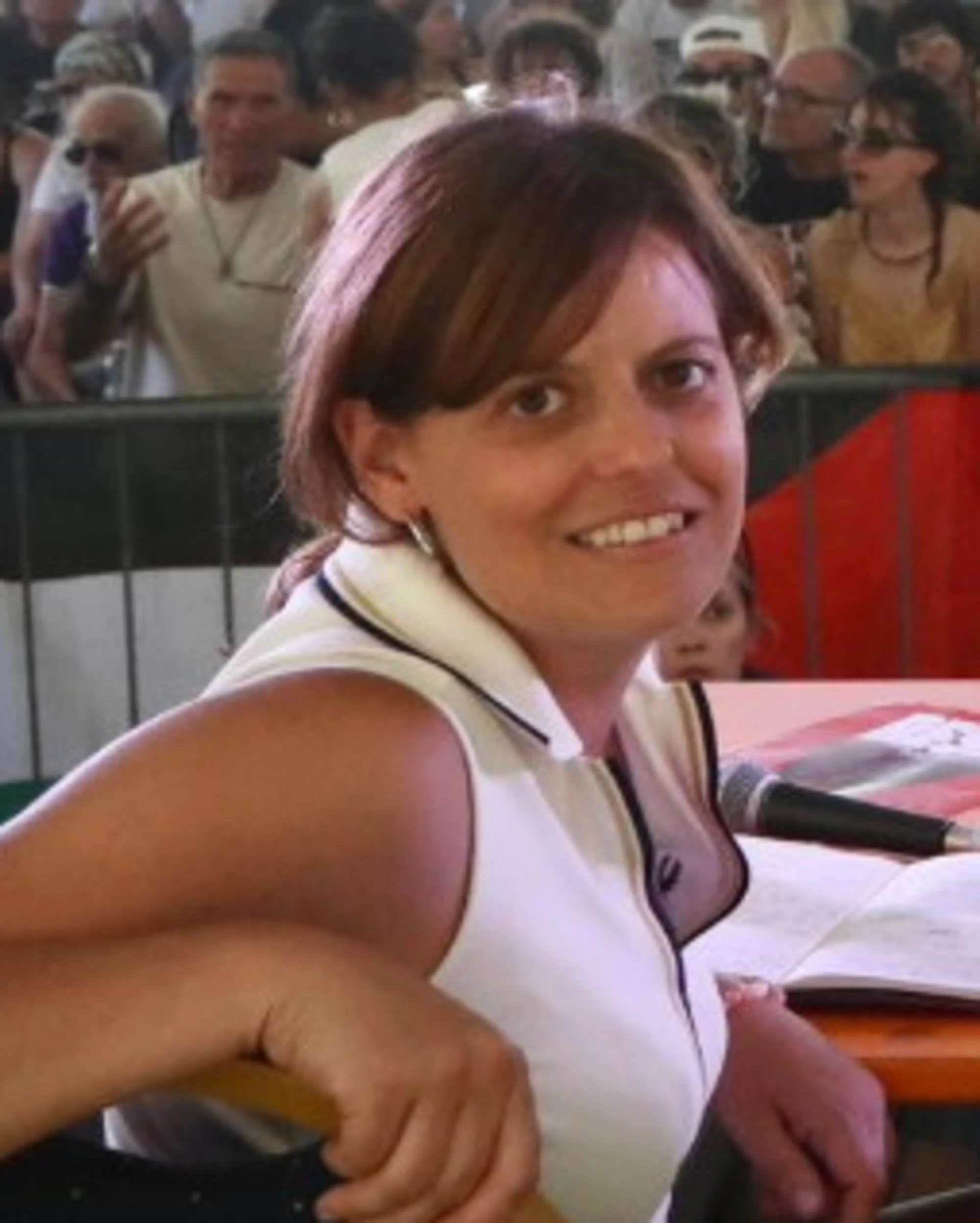 Ilaria Salis esalta i violenti No Tav? Ricoperta di insulti