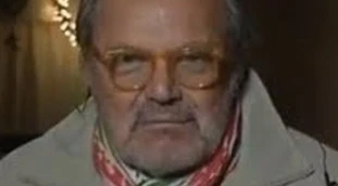 Oliviero Toscani rincara la dose contro Maurizio Gasparri: "Mentalità conservatrice e bigotta, i soldi servono per dire la verità"