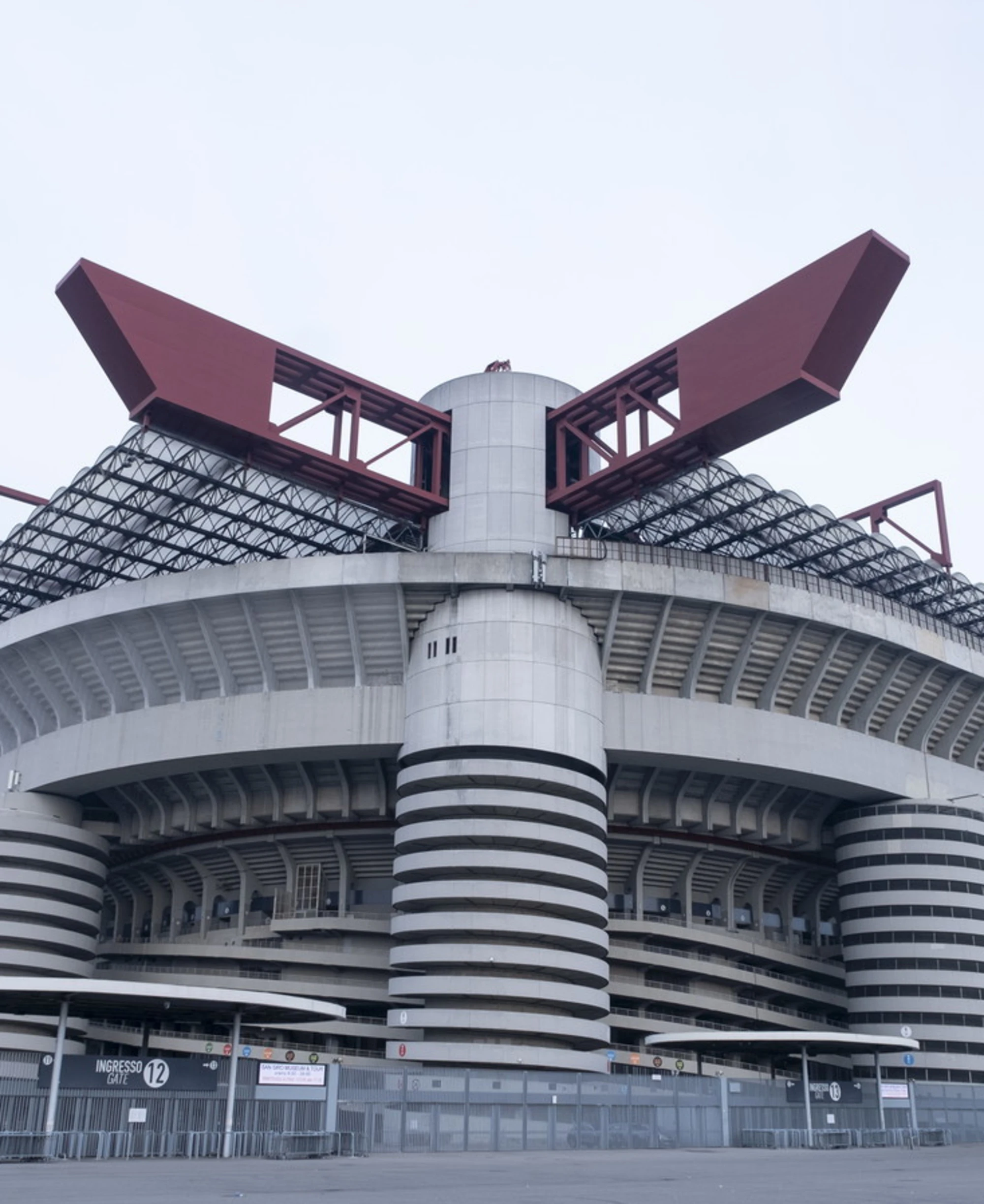 Vendita di San Siro, il finale si avvicina. Sarebbe pure l’ora...