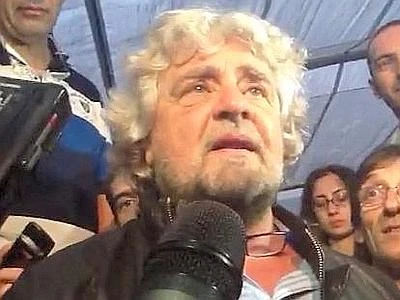 M5S, senatrice Gambaro a giudizio lunedì Grillo agli elettori: "Non lasciatemi solo"