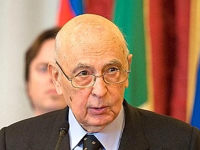 Riprendono le consultazioni Berlusconi e Maroni al Quirinale