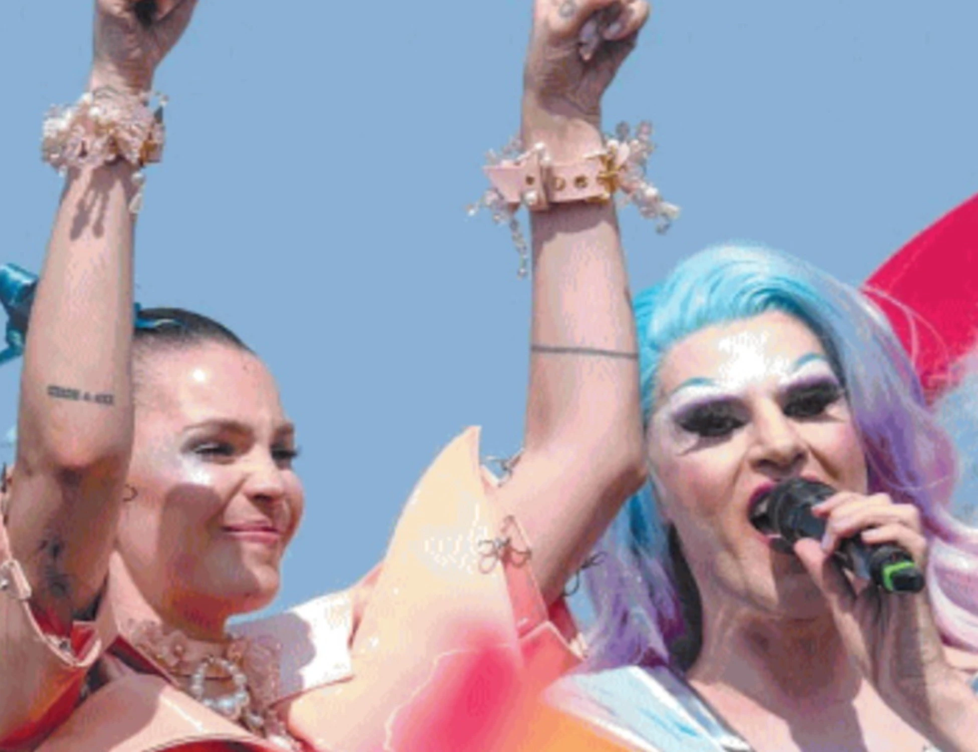 Napoli, imbarazzo Lgbt: i trans pro-pal boicottano il Gay Pride
