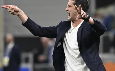 Inter-Napoli alla rovescia: Chivu è saldo, Conte no