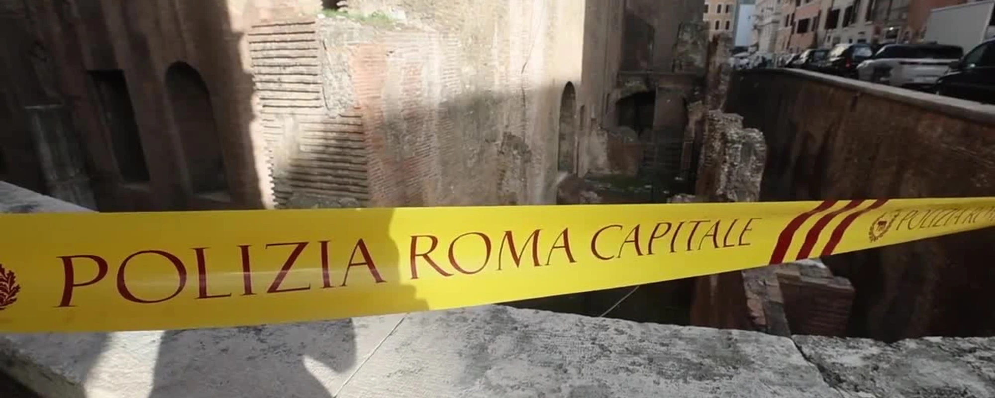 Turista cade dal Pantheon: la sua assurda morte <span style="color: rgb(153, 0, 0);">Video</span>