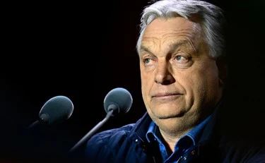 Ungheria, jet imbottiti di contanti e fuga: post-Orban, cosa sta succedendo