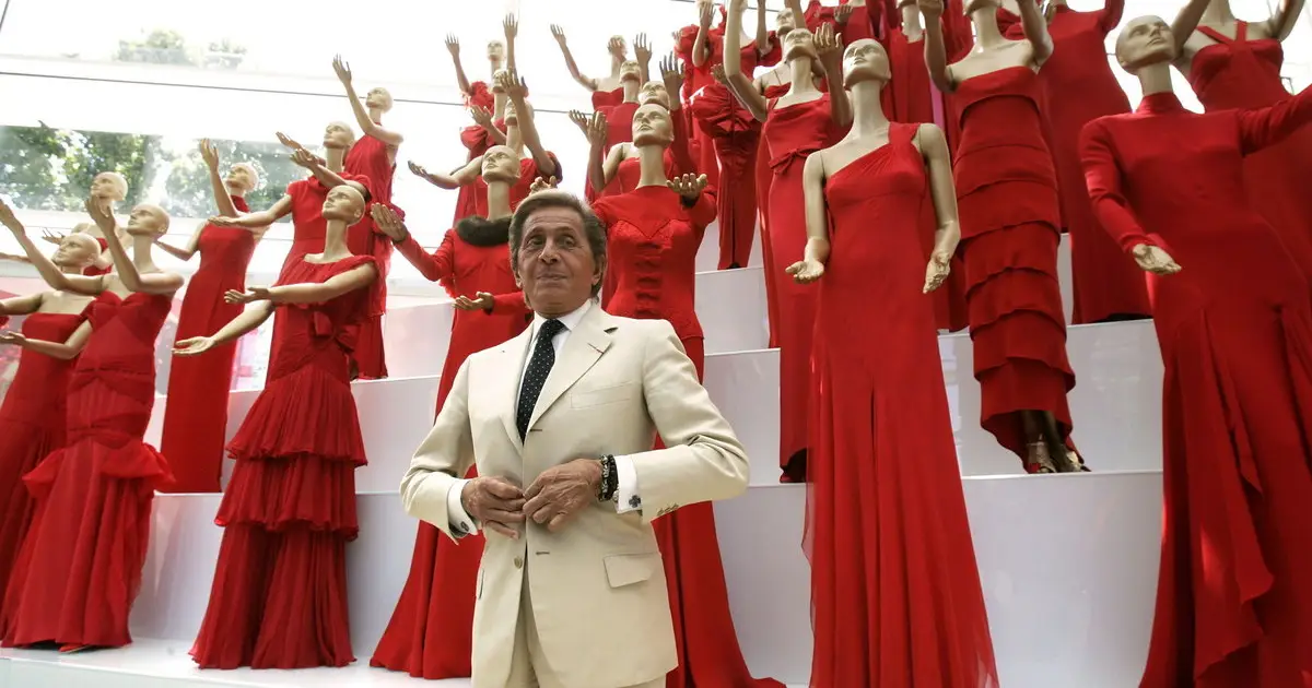 Valentino, l'ultimo imperatore chiude un'epoca 