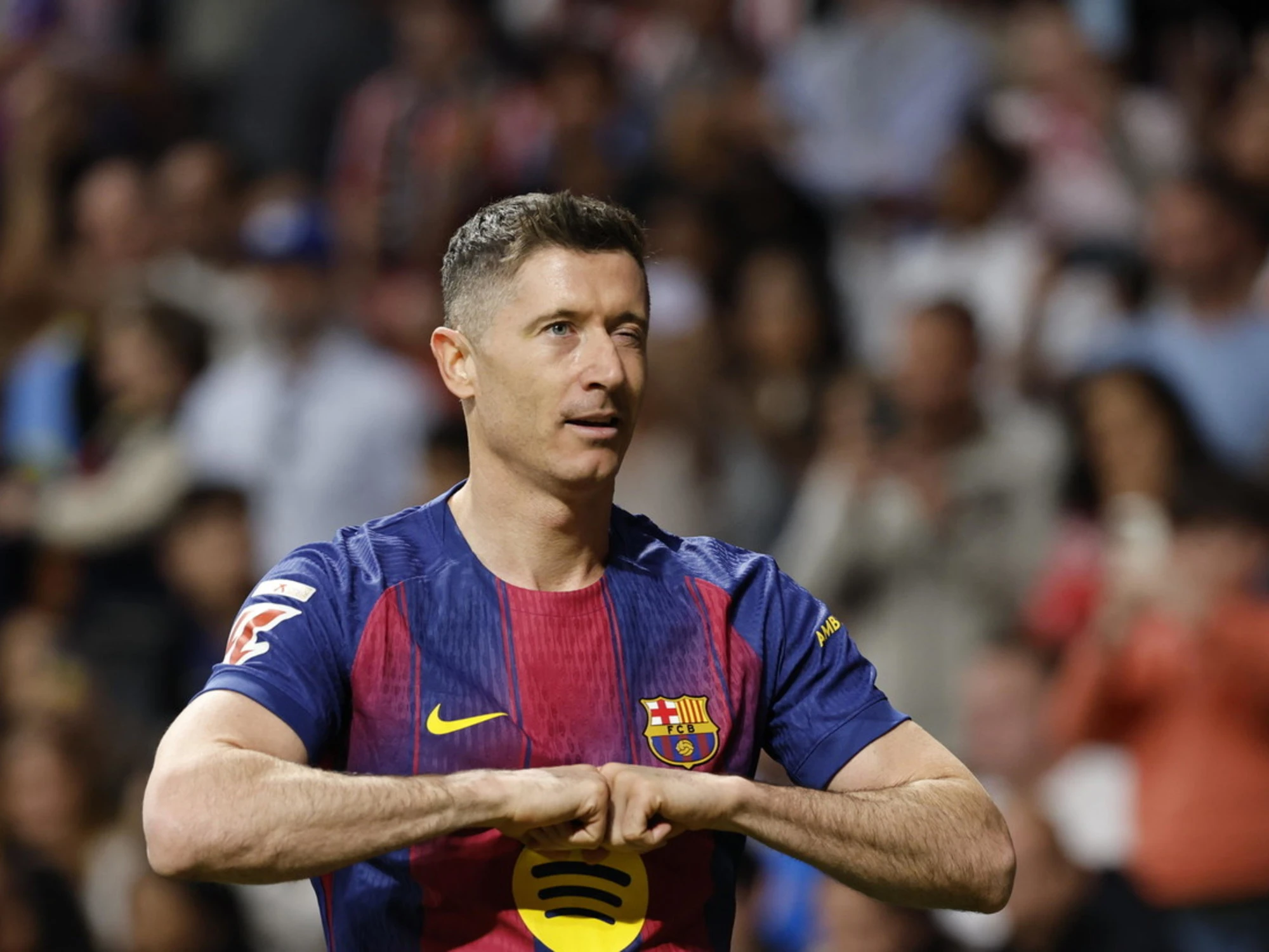 Robert Lewandowski, guerra tra Milan e Juve: cosa può accadere