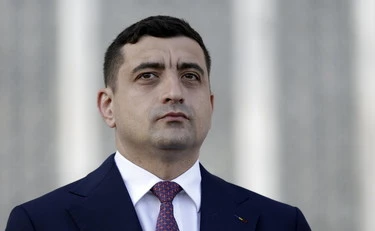 Romania, stravince George Simon: "Pronto a nominare Calin Georgescu primo ministro"