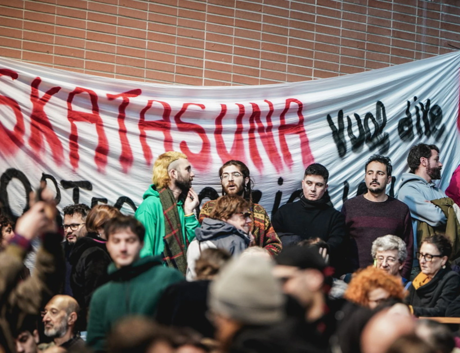 Askatasuna, la minaccia: "Il 31 gennaio ci prendiamo la città"