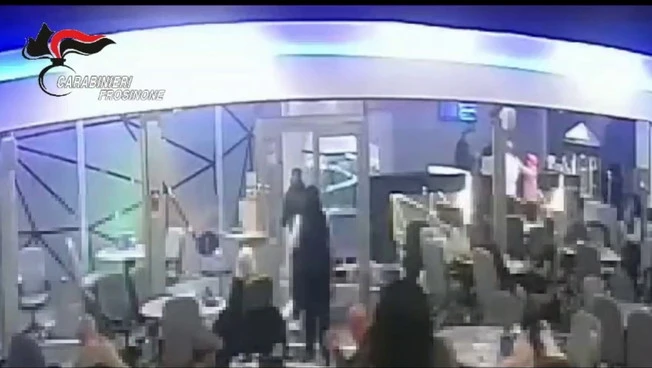 Chiedono il pizzo a un imprenditore e lo rapiscono, 3 arresti nel Frusinate