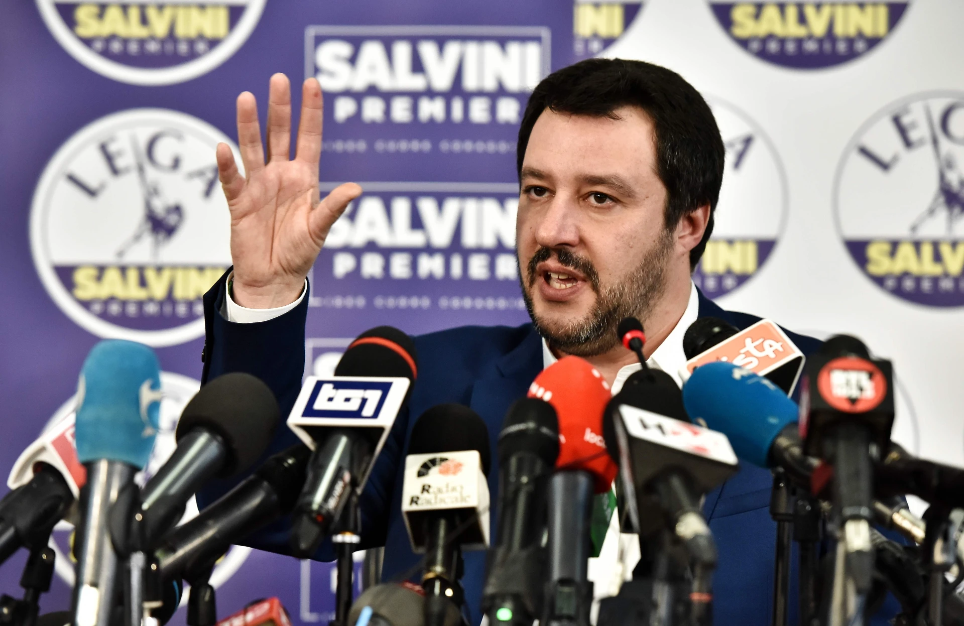 "No al governo pastrocchio, all'Europa dico una sola cosa". Salvini, primo discorso da premier