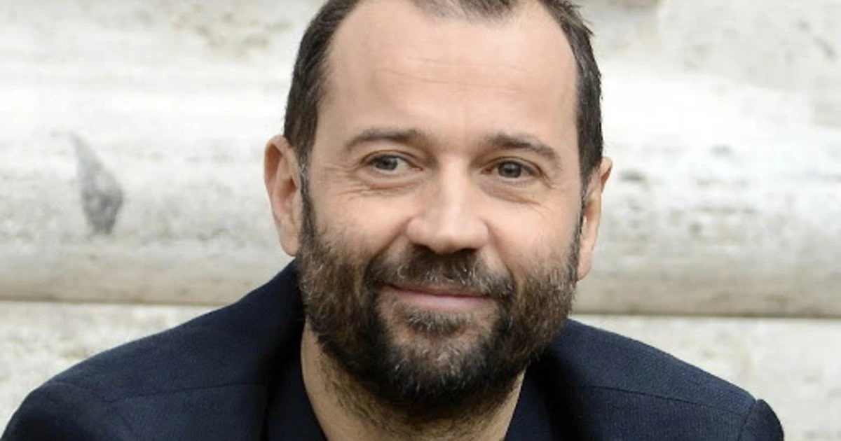 Fabio Volo contatta il guru indiano Sadhguru: "La zona di comfort è una prigione"