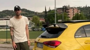Simone Tonoli, in arte siw993, sul podio di Tik Tok. Ecco perché