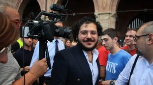 Patrick Zaki, Matteo Renzi all'attacco: "Hai un debito con Giorgia Meloni"