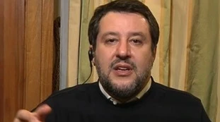 Quarta repubblica, "la faccia multicolor". Matteo Salvini, numeri alla mano. "Conte non arriva alla maggioranza assoluta"