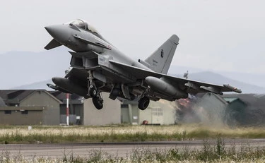 Kuwait, attacco iraniano a base italiana: distrutto uno shelter, "nessun ferito"