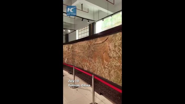 Cina, un'opera d'arte in rame lunga 32 metri entra nel Guinness dei primati
